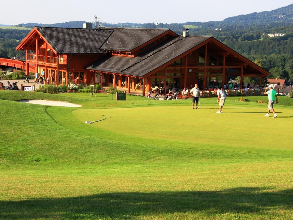 Green Inn Hotel Остравице Экстерьер фото