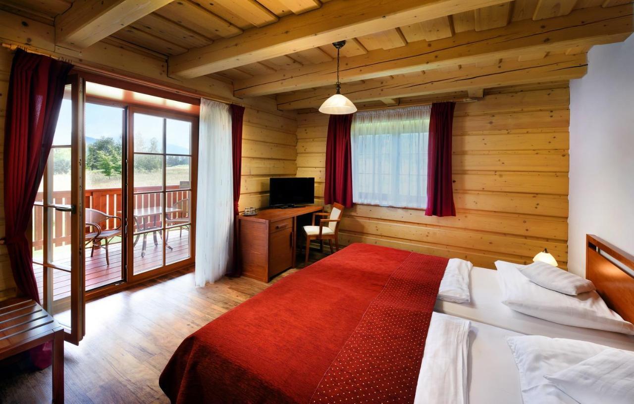 Green Inn Hotel Остравице Экстерьер фото